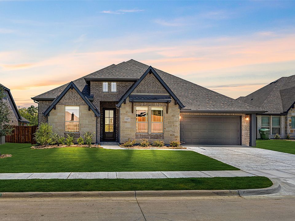 1st image of 107 Walnut Way