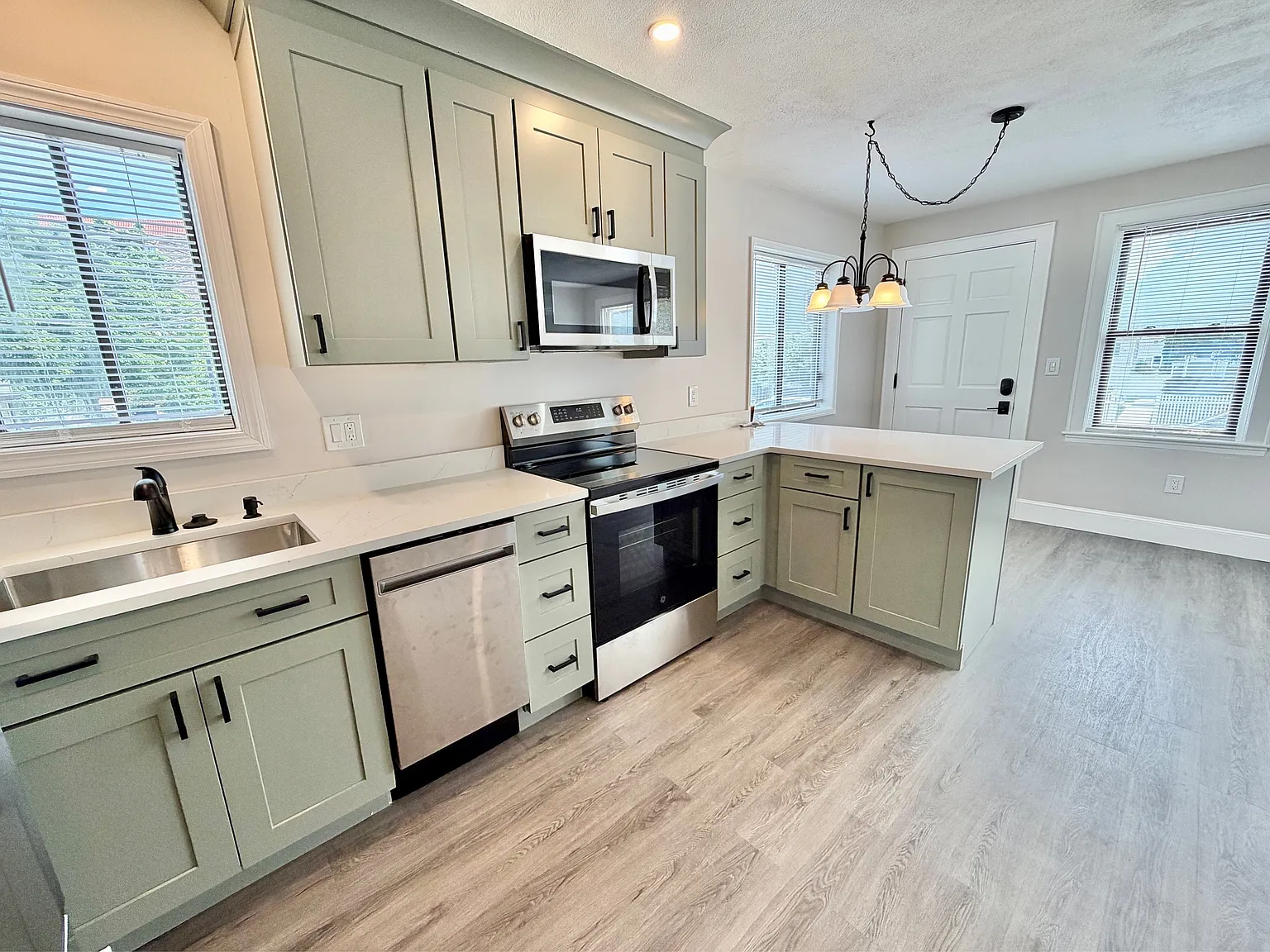 11 Highland Avenue - A — Photo 3