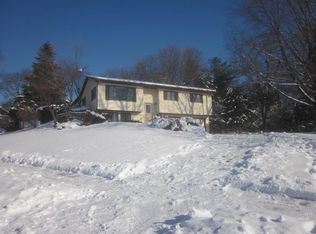 1810 Draper St, Baraboo, WI 53913