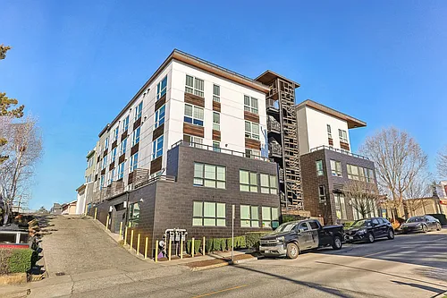 4400 Alaska Photo 1