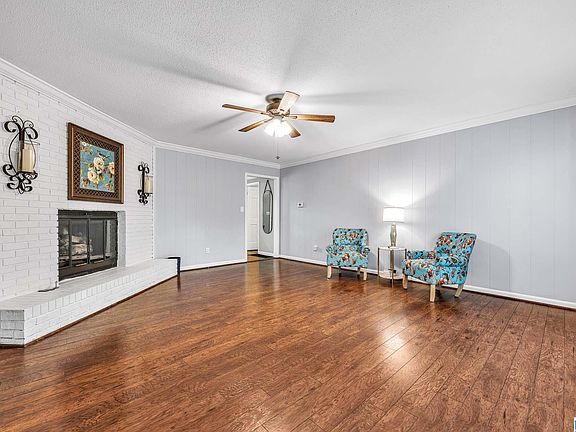 4th image of 941 Brookridge Dr