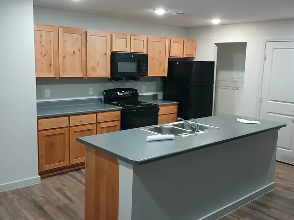 Flats at Mooreland, 115 Mooreland Dr #Ed399c6c9, Springfield, TN 37172