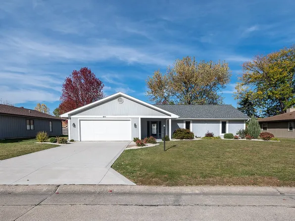 911 Glen Eagle Ln, Fort Wayne, IN 46845