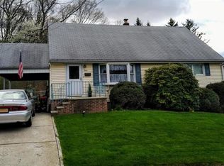 7 Diana Ct, South Amboy, NJ 08879
