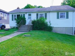 140 Harding Ave, Edison, NJ 08820
