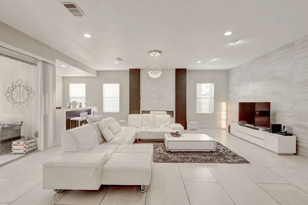 6 bed, 4194 sqft, $15,000 — Photo 3