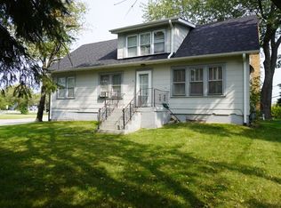 37669 N Green Bay Rd, Beach Park, IL 60087