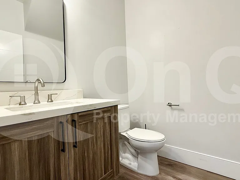 165 E Hearne Way — Photo 14