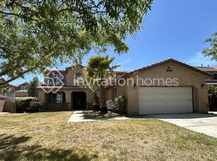 6814 Miramar Ln, Palmdale, CA 93551
