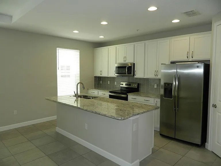 1330 Bolton Pl — Photo 11