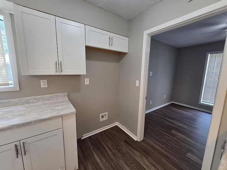 6369 Golden Park Dr — Photo 20