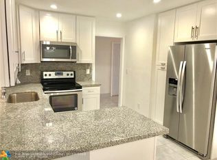 3726 NW 24th St, Lauderdale Lakes, FL 33311