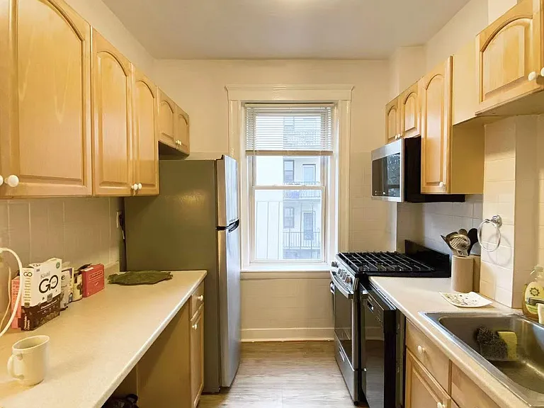 316 Summit Ave #6 — Photo 15