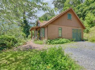 533 Raven Rock Dr, Waynesville, NC 28786