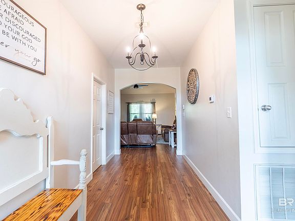 3rd image of 8304 Willow Trace Ct
