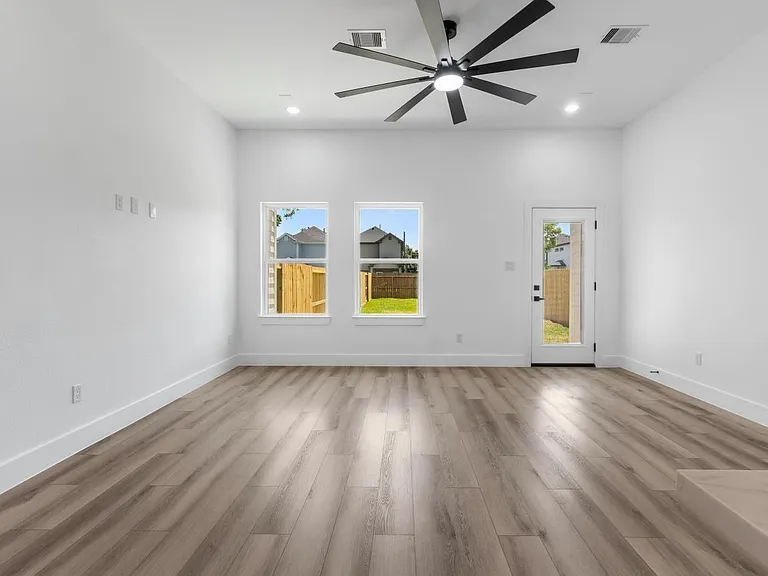 4412 Alvin St #A — Photo 7