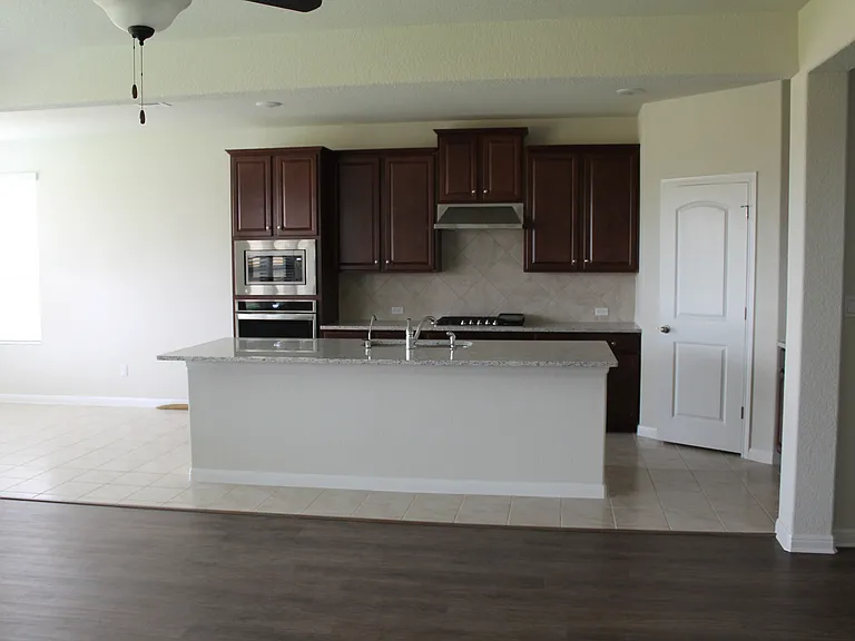 6504 Folsom Ave — Photo 4