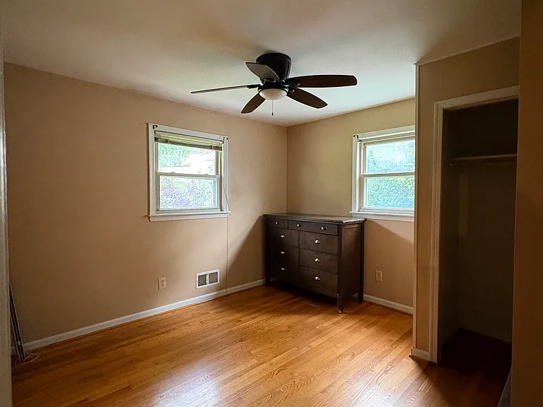 5528 Galloway Cir — Photo 5