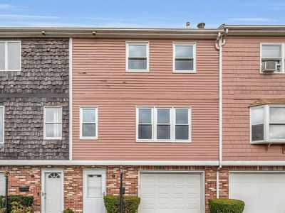 22 N Central St APT 3, Peabody, MA, 01960