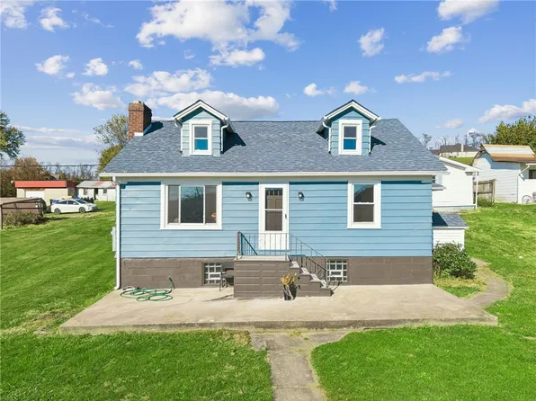 637 Hecla Rd, Mount Pleasant, PA 15666