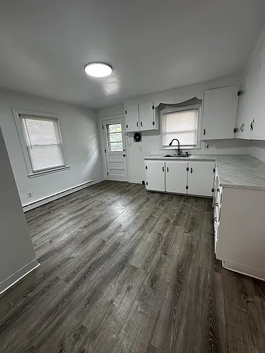 15 Patrick Henry St Photo 1