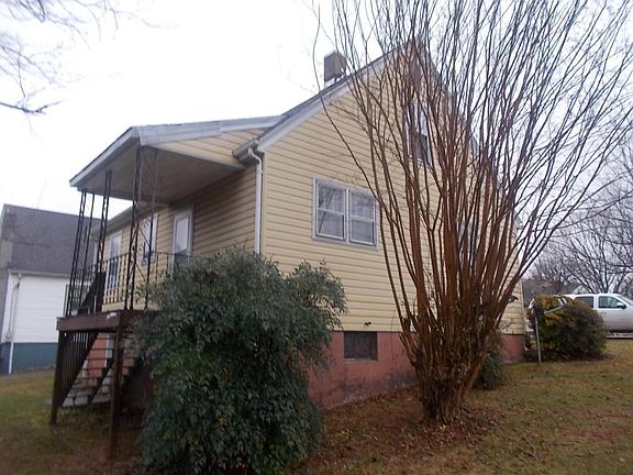 2nd image of 205 Montview Ave