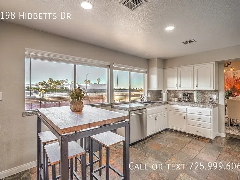 5198 Hibbetts Dr — Photo 15