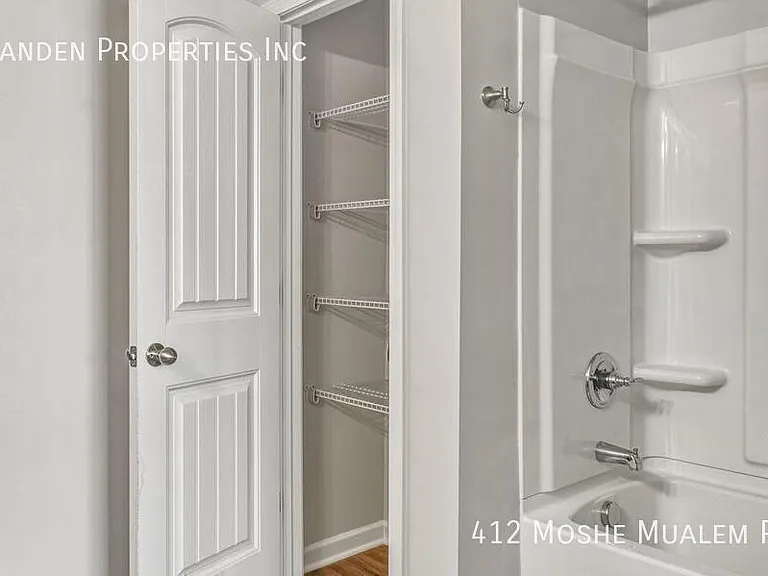412 Moshe Mualem Pl — Photo 18