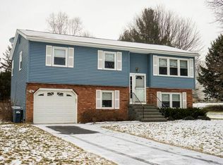 4 Fathom Pl, Latham, NY 12110