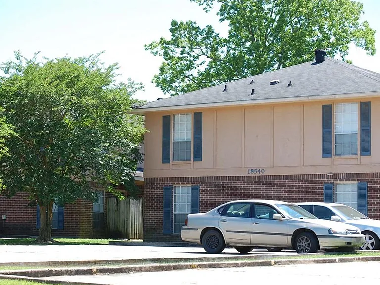 Pecan Creek Apartments — Photo 1