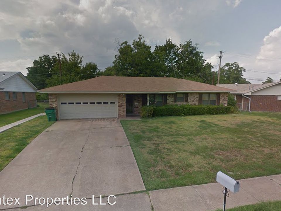 1st image of 5204 Hilltop Dr
