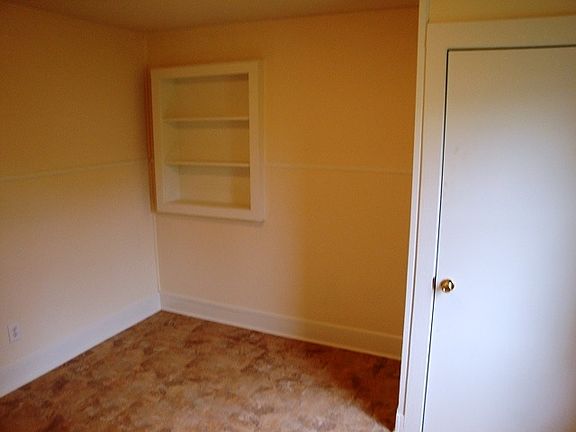 5th image of 212 Maynard Ln