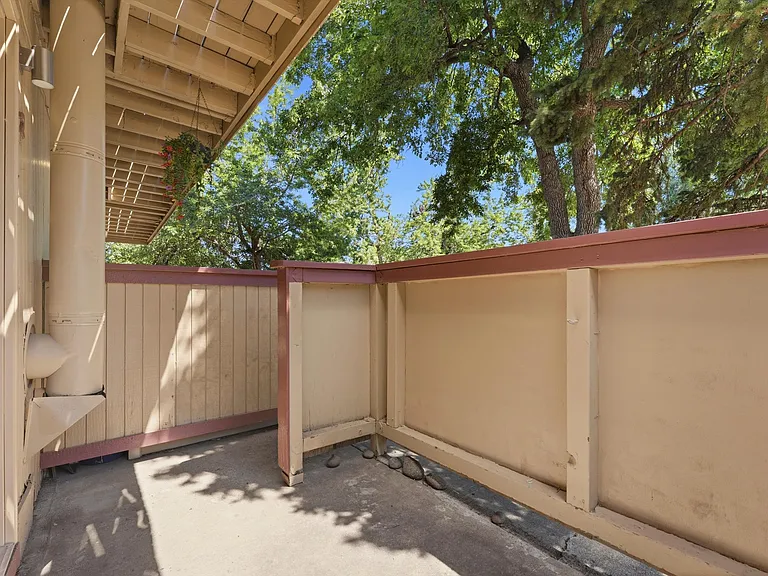 Grove Street Apartments — Photo 29