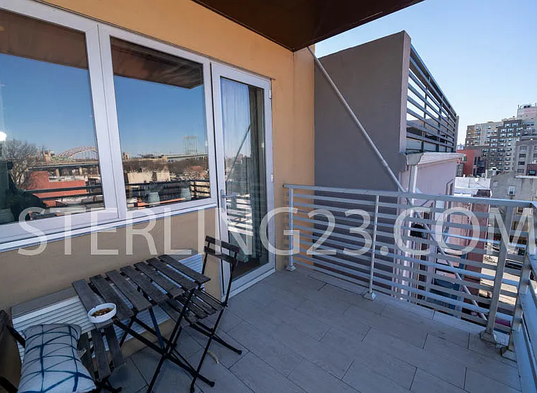 2315 Astoria Blvd #6F — Photo 2