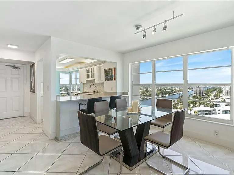 1021 Hillsboro Mile Bch #1008 — Photo 3