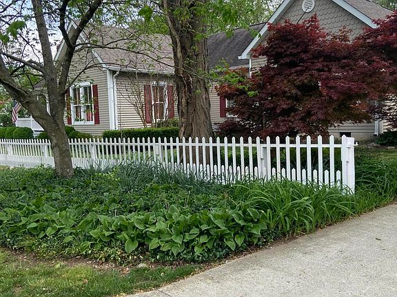 3rd image of 801 Bridgeport Rd
