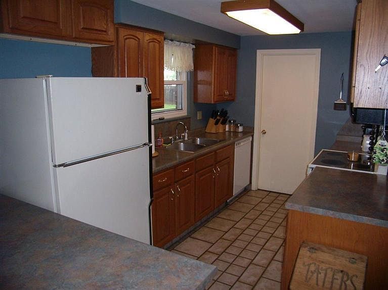 1st image of 6961 Shelcross Dr