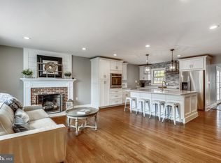 117 Prospect Dr SW, Leesburg, VA 20175