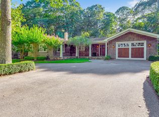 1600 Pine Tree Rd, Cutchogue, NY 11935