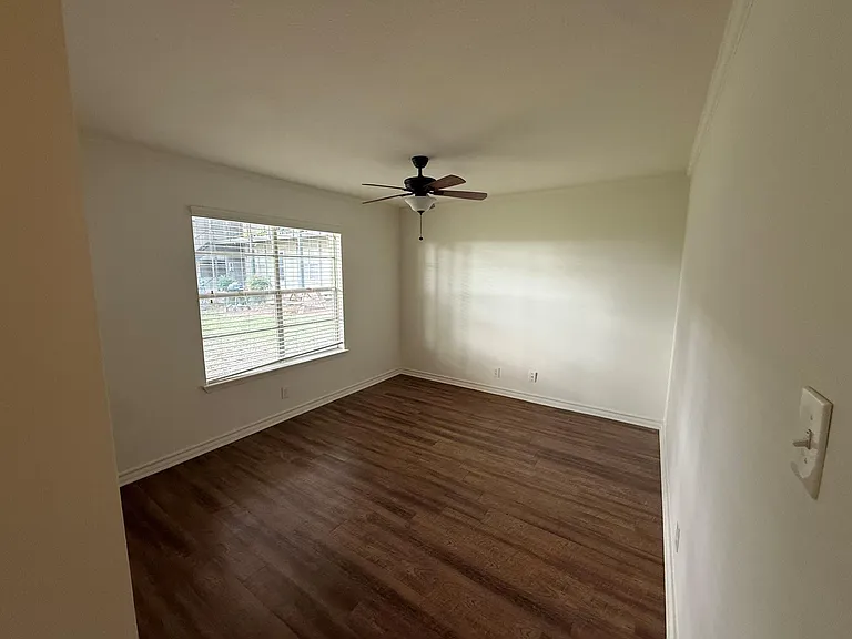 509 Cedar Dr #102 — Photo 7