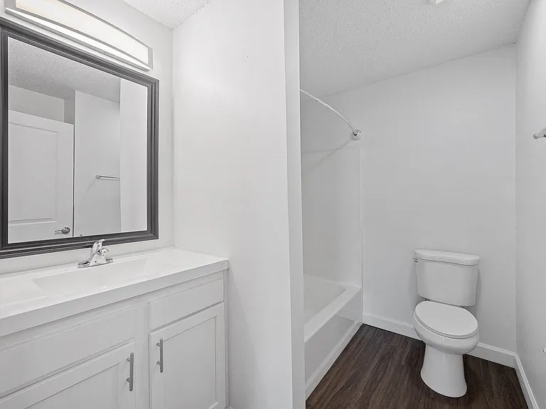 Apartments at Urbana — Photo 34