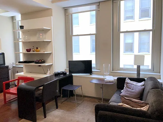 Rented by Metropolis Real Estate of Manhattan | media 45