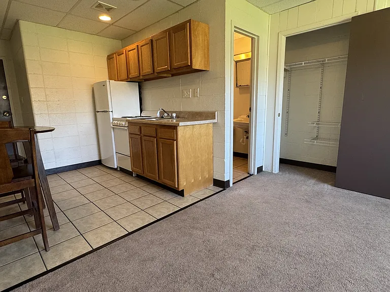 535 S Lincoln St — Photo 10
