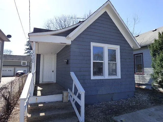 1120 Jackson Street photo 1