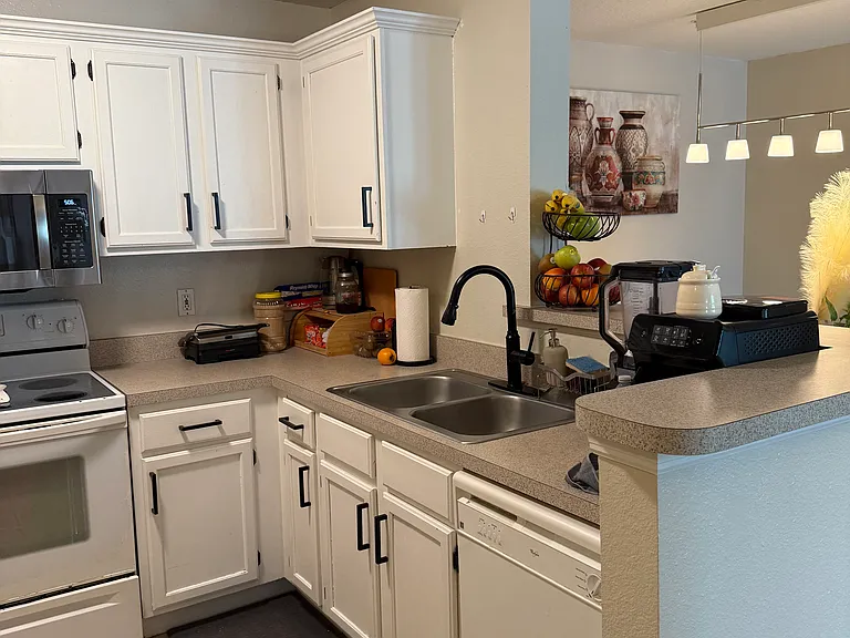 7701 Timberlin Park Blvd #323 — Photo 12