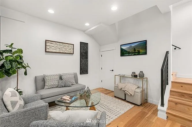 1424C 24th Ave — Photo 14