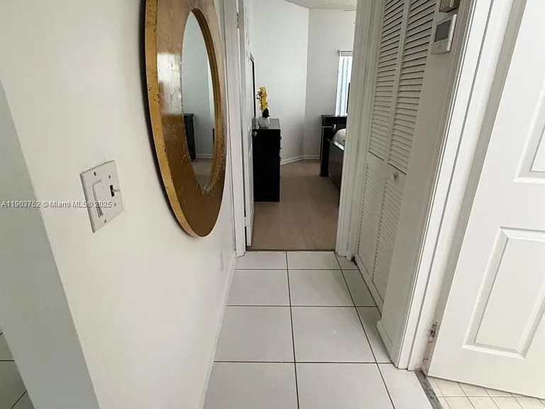 11690 Briarwood Cir #4 — Photo 9
