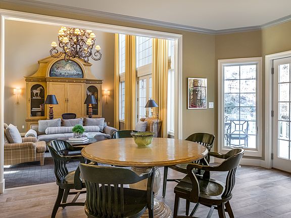 5th image of 89 Stonewall Cir
