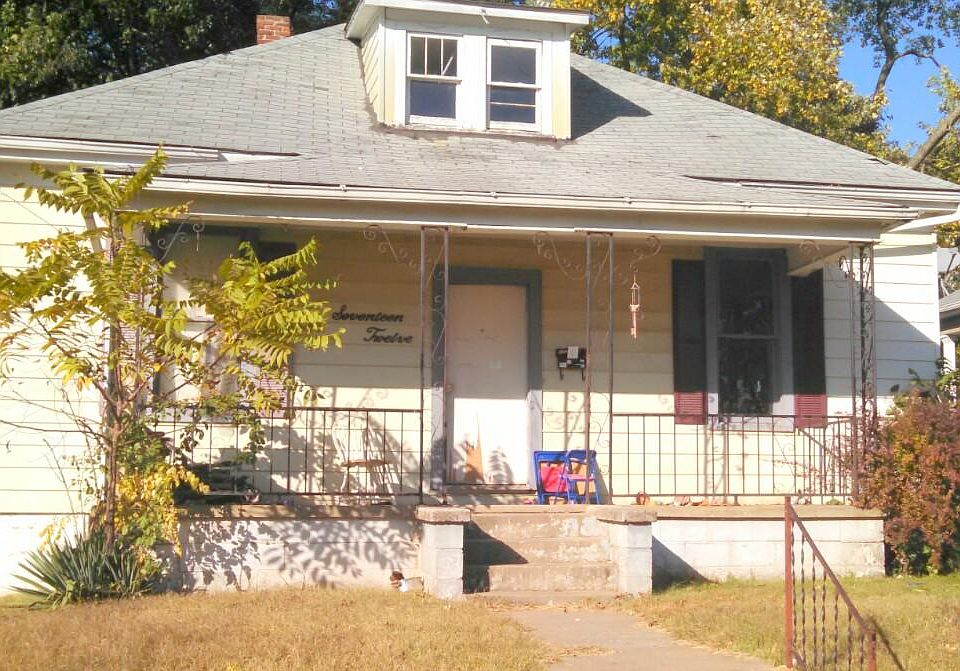 1st image of 1712 Woodlawn Ave