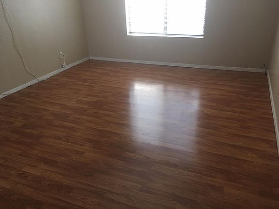 5th image of 442 Taraval St